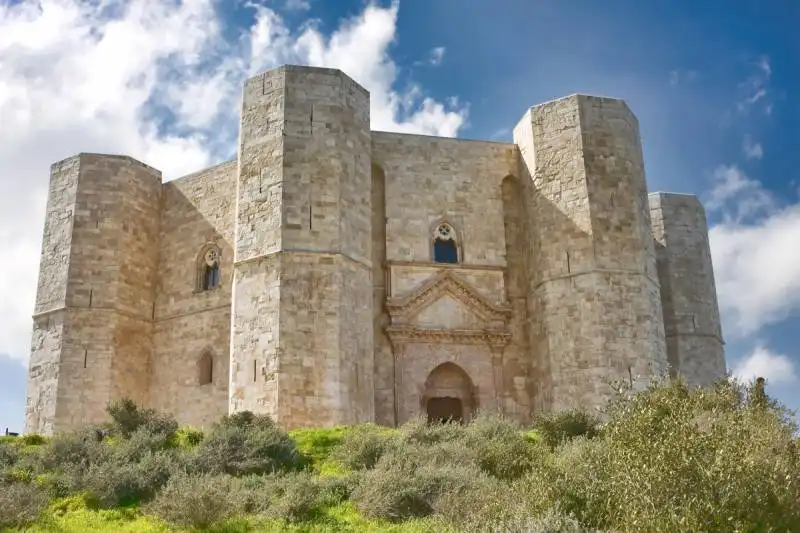 castel 
del 
Monte
