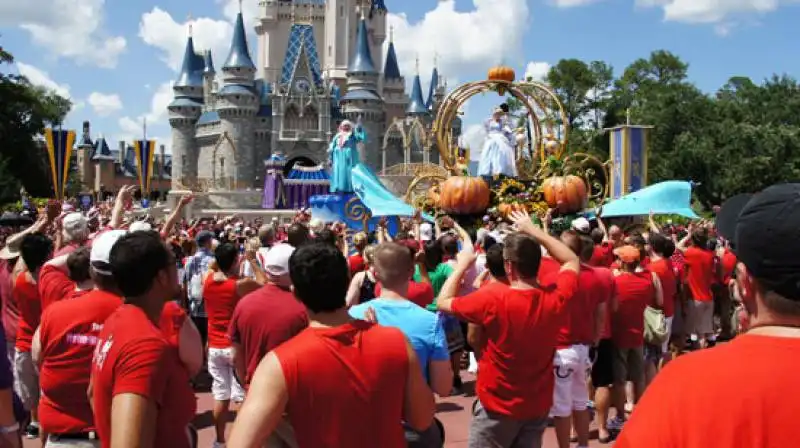 disneyworld gay days  15