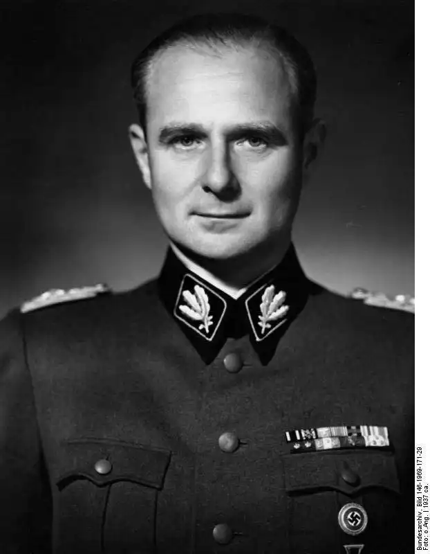 KARL WOLFF