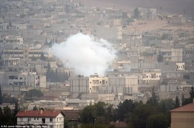 kobane assediata dall'isis 16