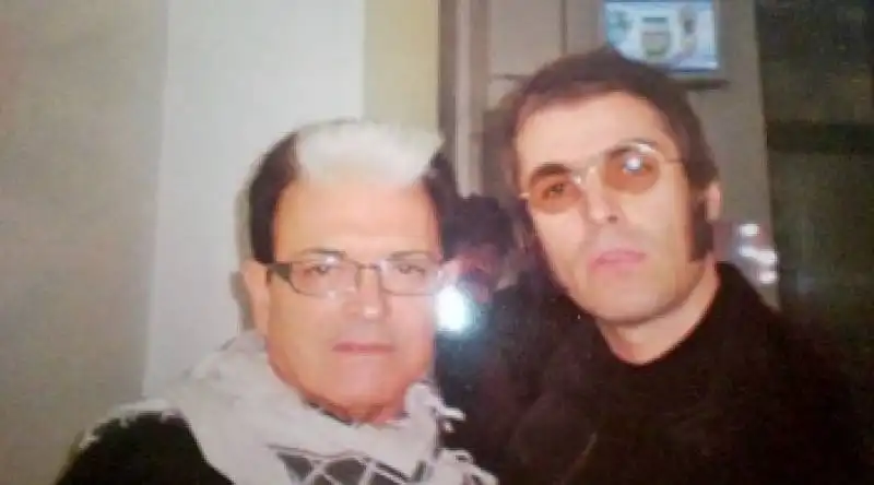 malgioglio con liam gallagher