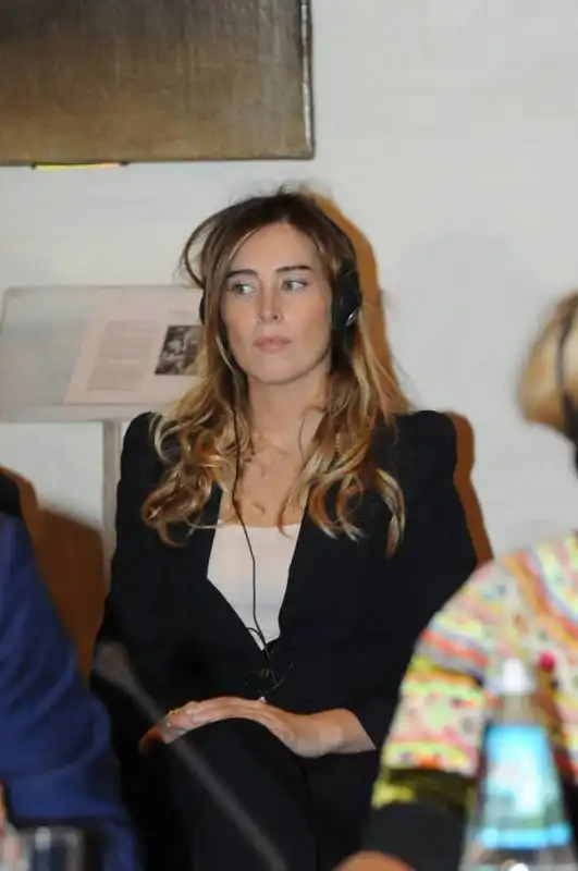 maria elena boschi (2)