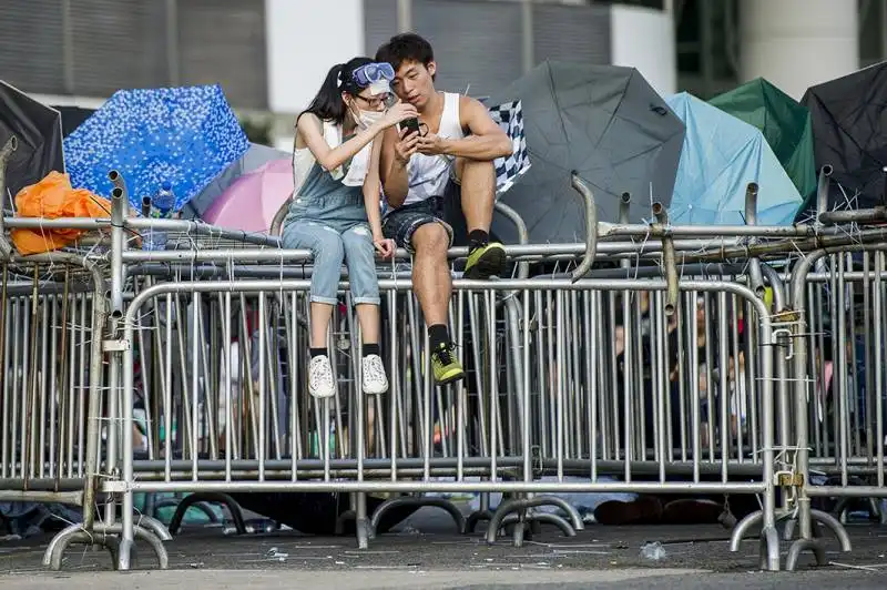 protesta e telefonini