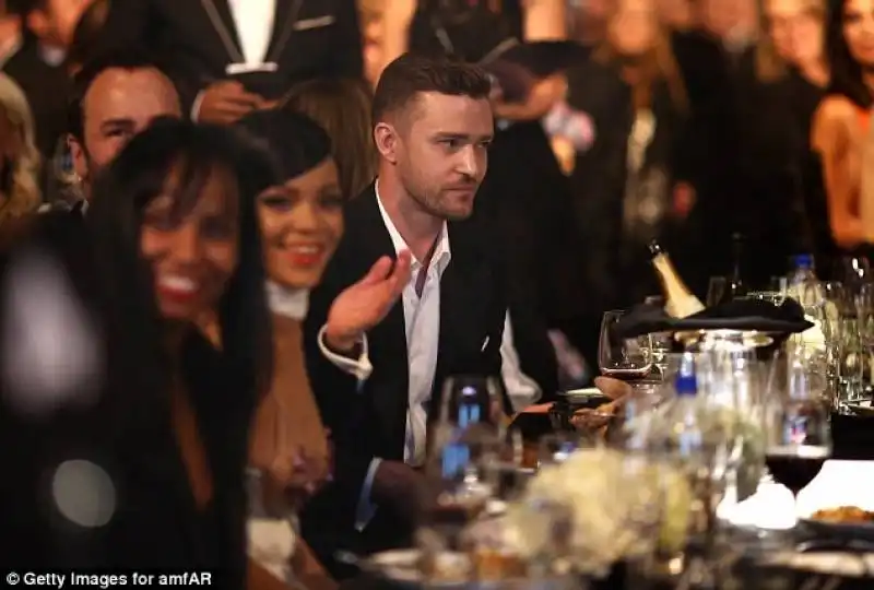 rihanna justin timberlake