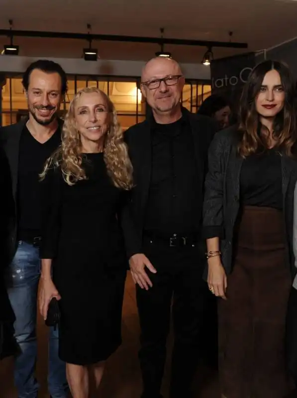 stefano accorsi, franca sozzani, sandro veronesi pres gruppo calzedonia, kasia smutniak