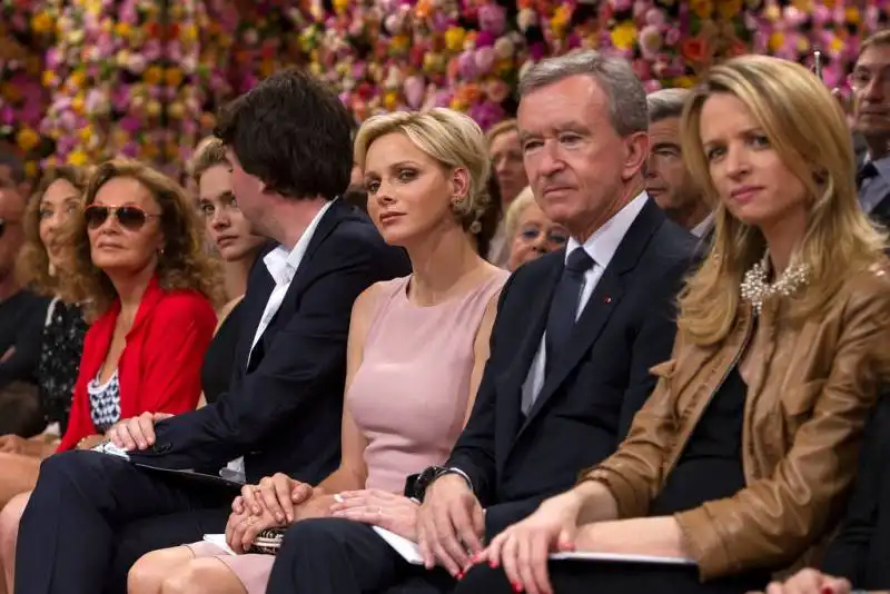 charlene di monaco con bernard e delphine arnault