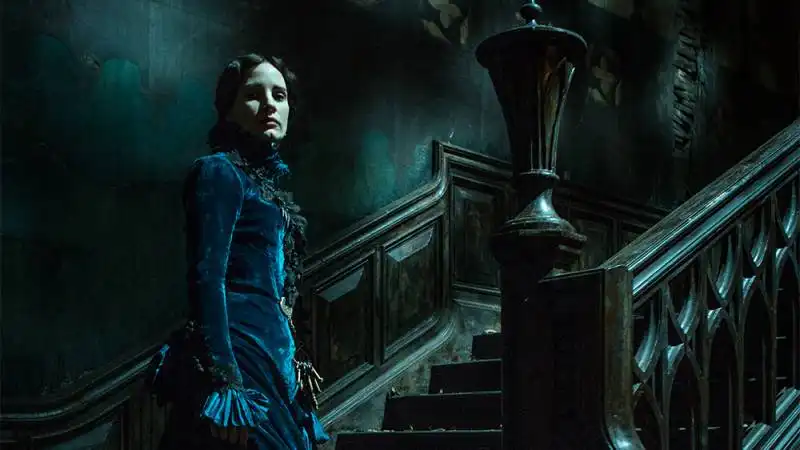 CRIMSON PEAK 