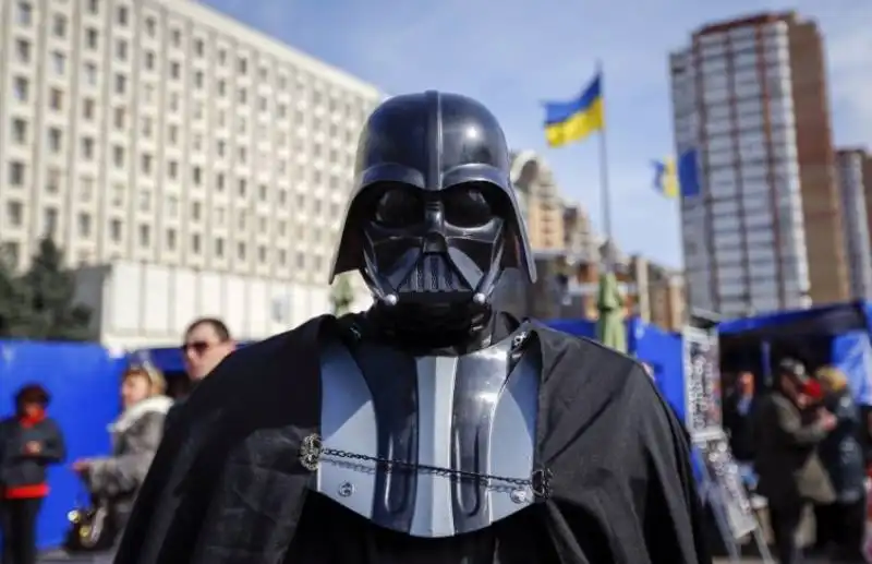 darth vader leader del partito internet in ucraina