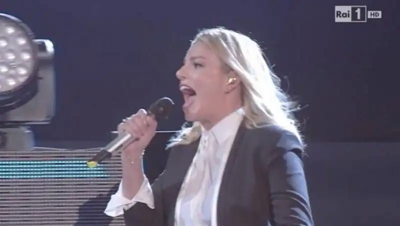 emma marrone capitani coraggiosi 