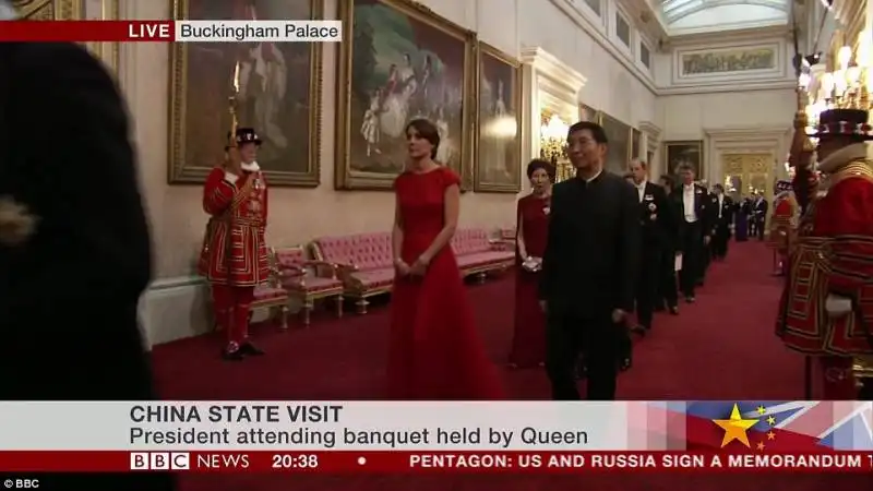 kate middleton entra a buckingham palace