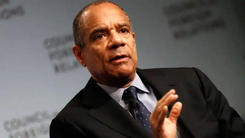 kenneth chenault american express