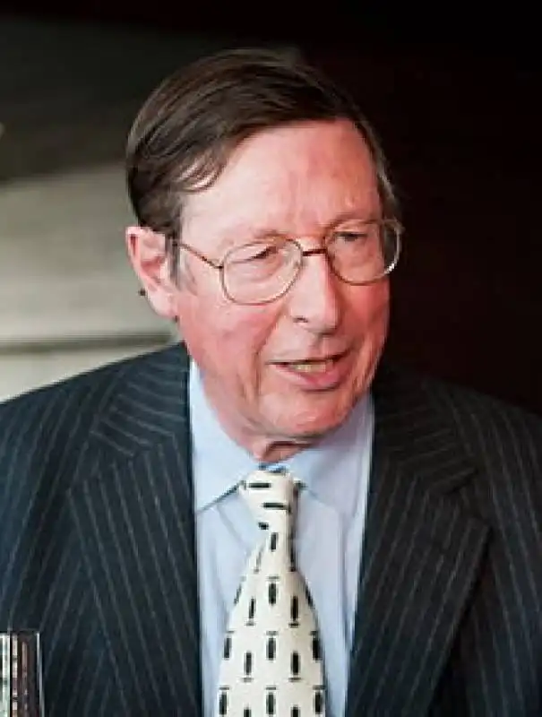 MAX HASTINGS