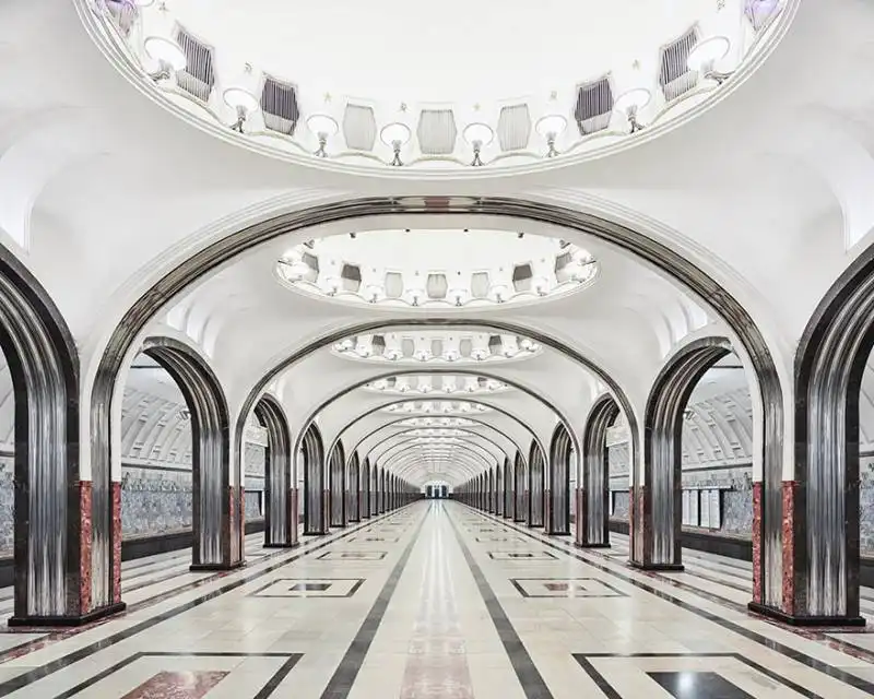 mayakovskaya metro 2