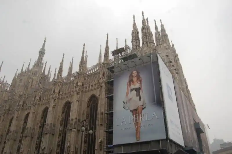 pubblicita sul restauro del duomo