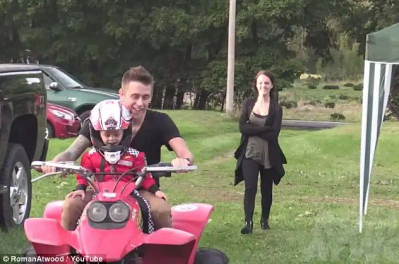 roman atwood e il figlio kane