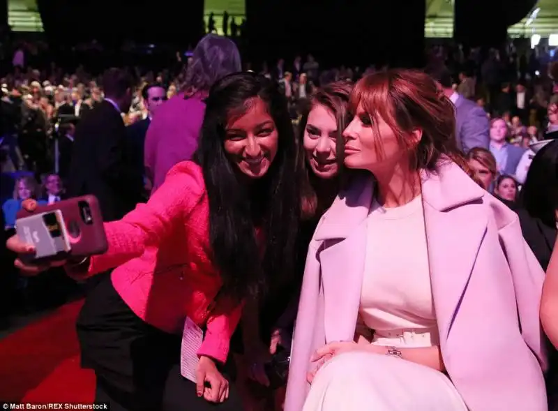 selfie con melania trump