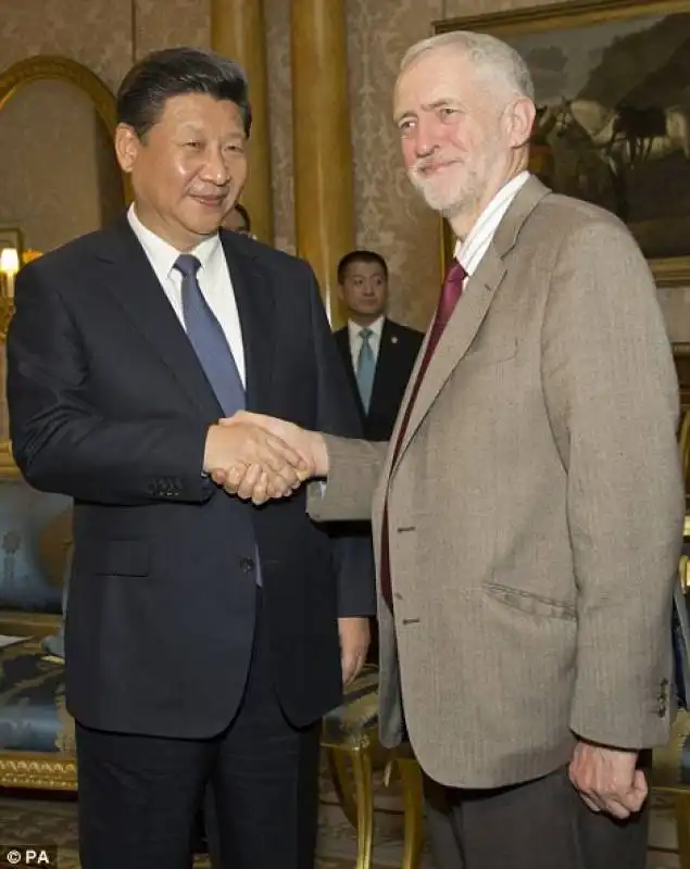 stretta di mano corbyn   jinping