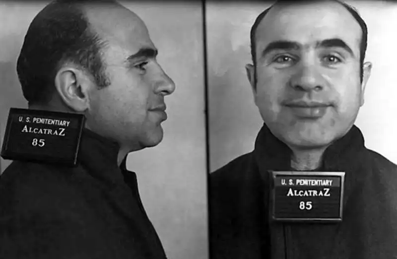 al capone in prigione per evasione fiscale