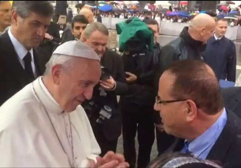 ayoub kara con papa francesco