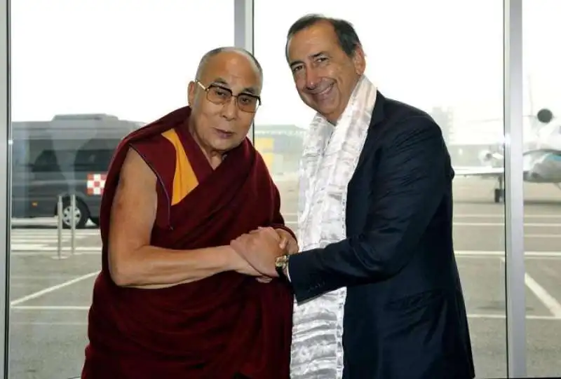 dalai lama e giuseppe sala