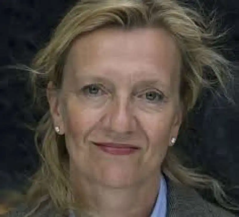 ELIZABETH STROUT