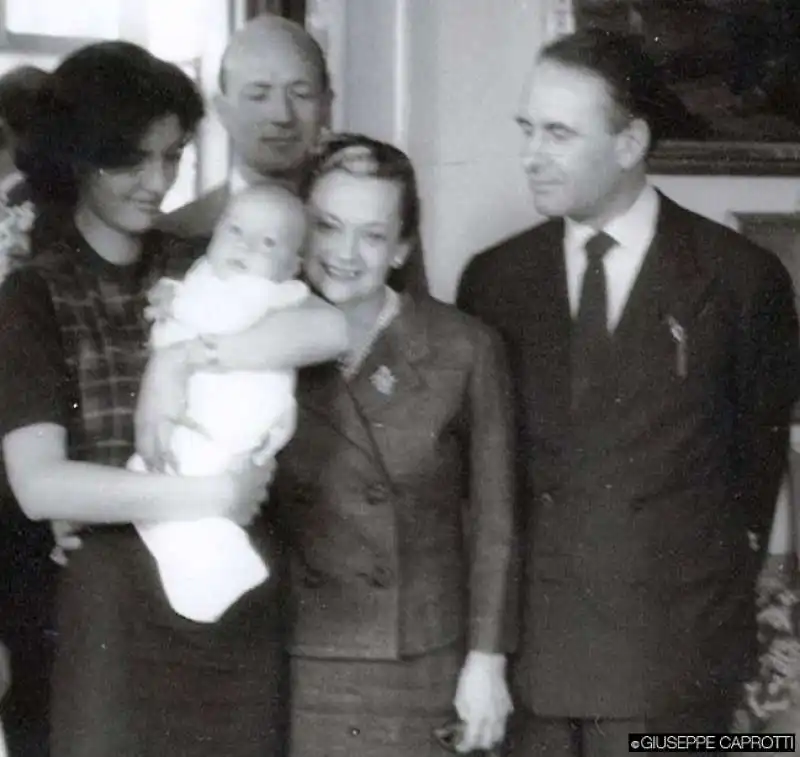 giuseppe caprotti con il padre bernardo la madre giorgina venosta e i nonni marianne maire e guido venosta