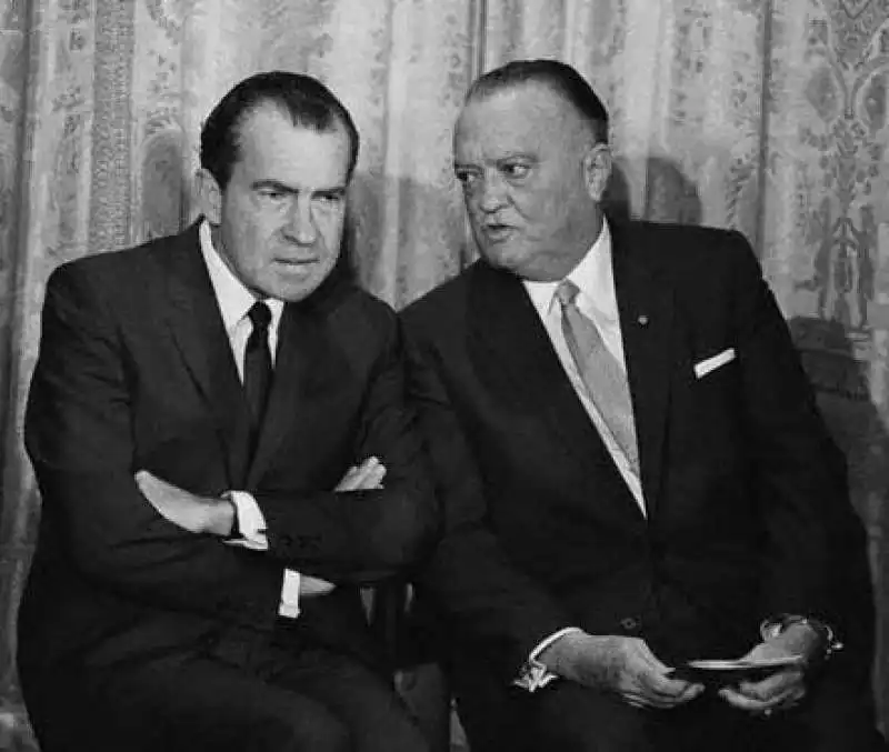 hoover sapeva i segreti di nixon