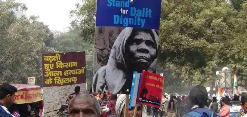 LA PROTESTA DEI PARIA DALIT IN INDIA