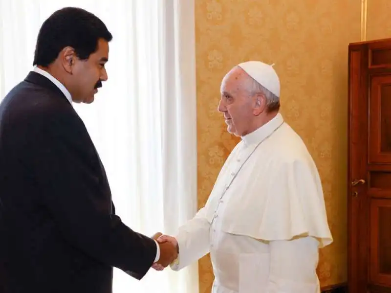 MADURO E BERGOGLIO  