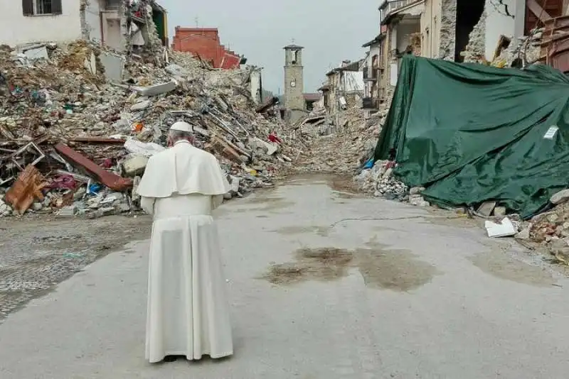 papa bergoglio ad amatrice 7