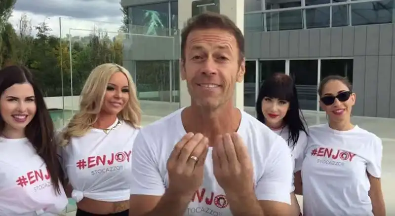 rocco siffredi a gianluca vacchi enjoy stocazzo  6