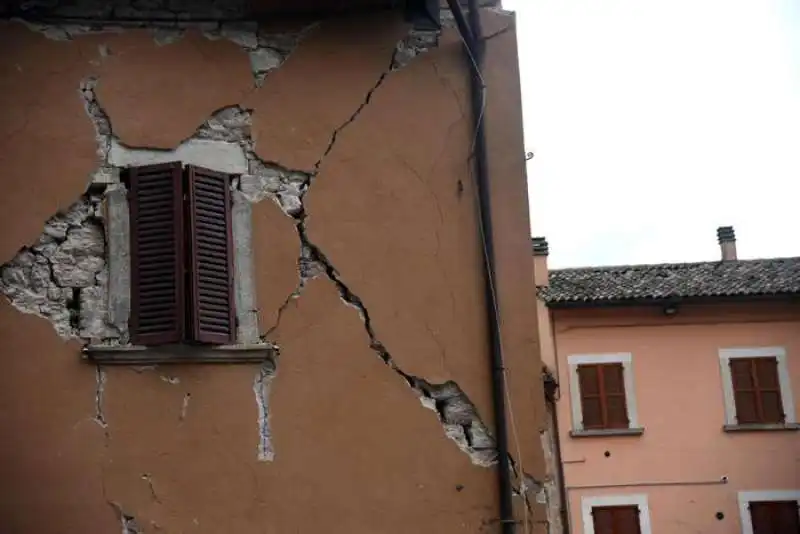 terremoto nelle marche 6