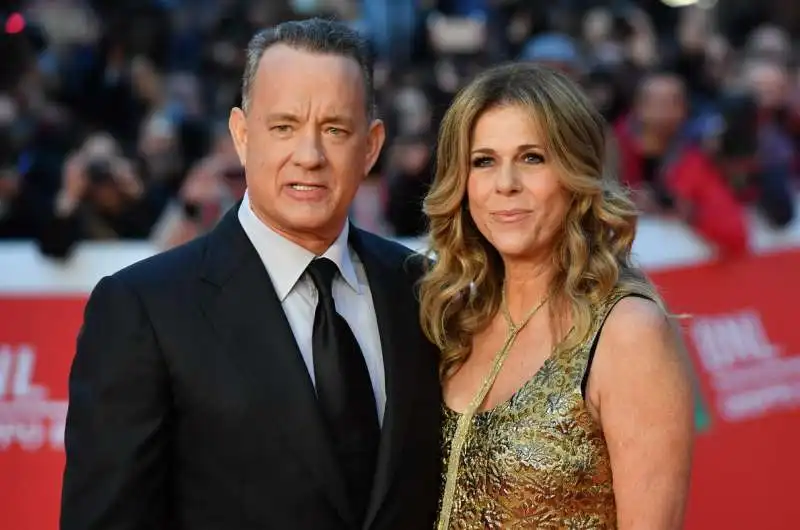 tom hanks con la moglie rita wilson (2)