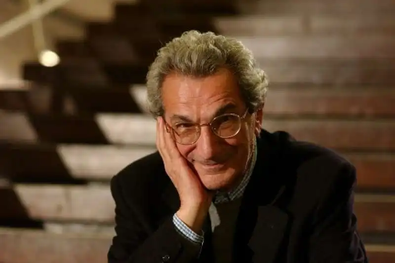 TONI NEGRI