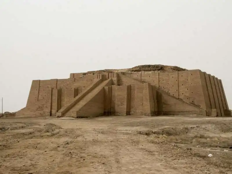 ZIGGURAT DI UR