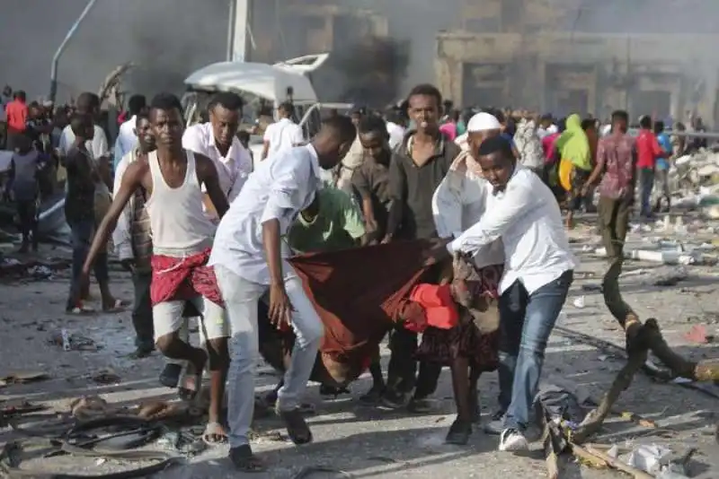 ATTENTATO A MOGADISCIO