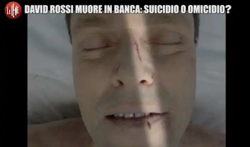 autopsia david rossi colpi in faccia