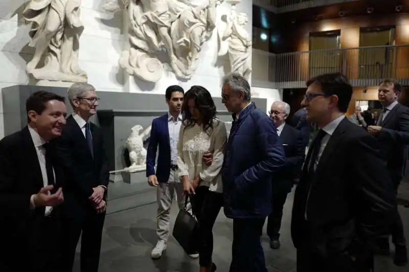 ceccherini   tim cook   andrea bocelli 