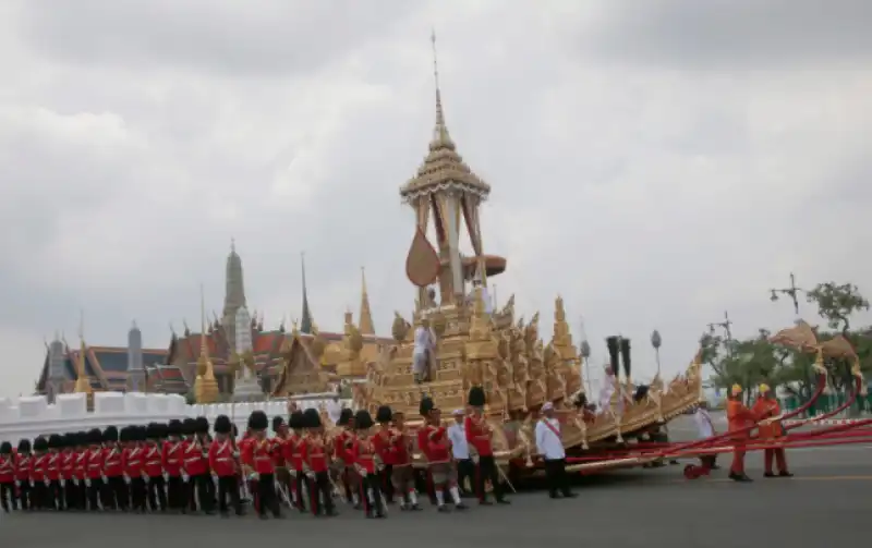 funerale re bhumibol adulyadej  2