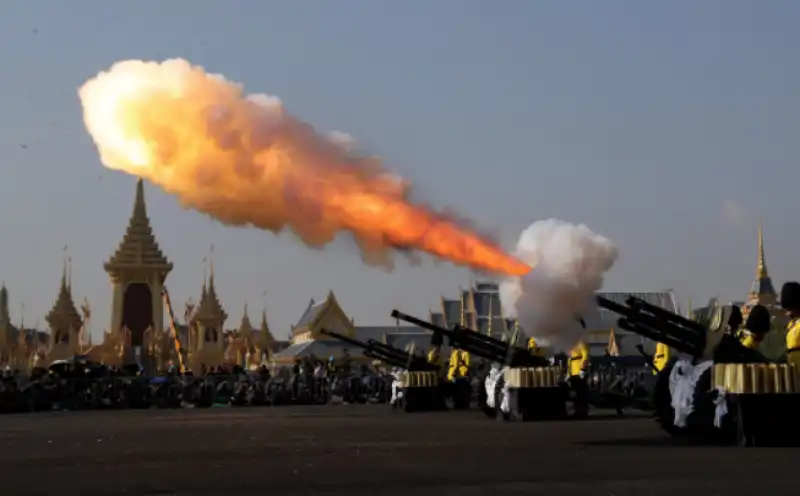 funerale re bhumibol adulyadej 5