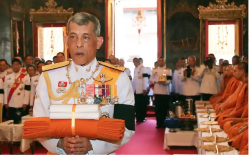 il nuovo re maha vajiralongkorn 4