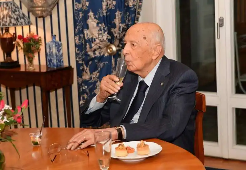 il presidente emerito giorgio napolitano