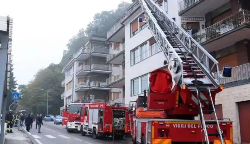 INCENDIO SAN FERMO DELLA BATTAGLIA COMO