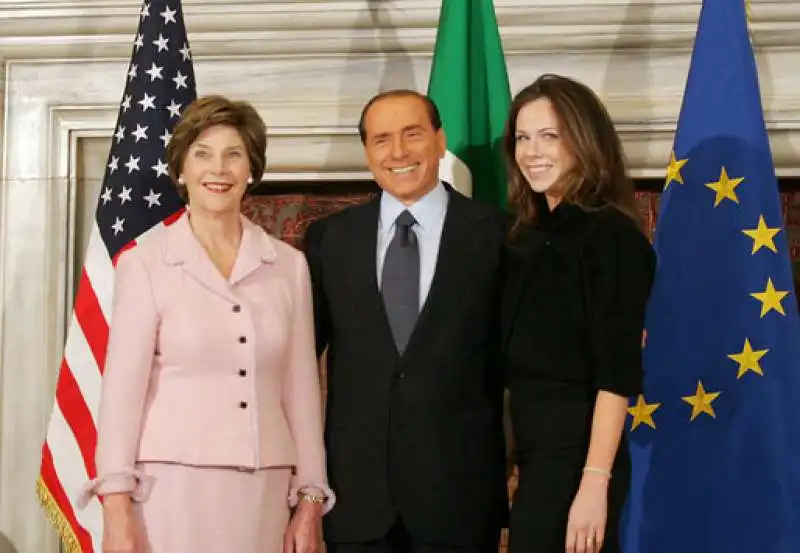 LAURA E BARBARA BUSH E BERLUSCONI