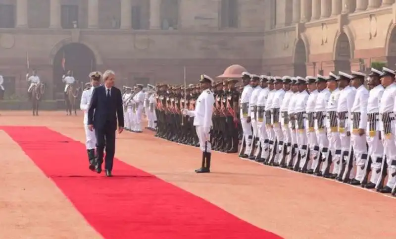 paolo gentiloni in india