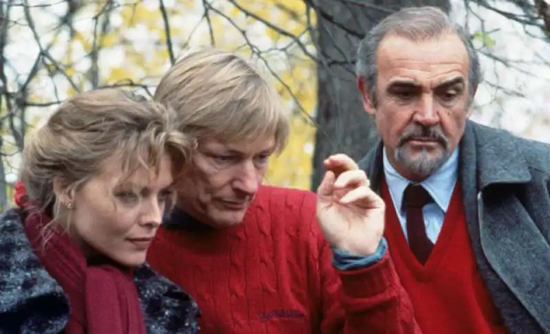 sean connery   michelle pfeiffer la casa russia