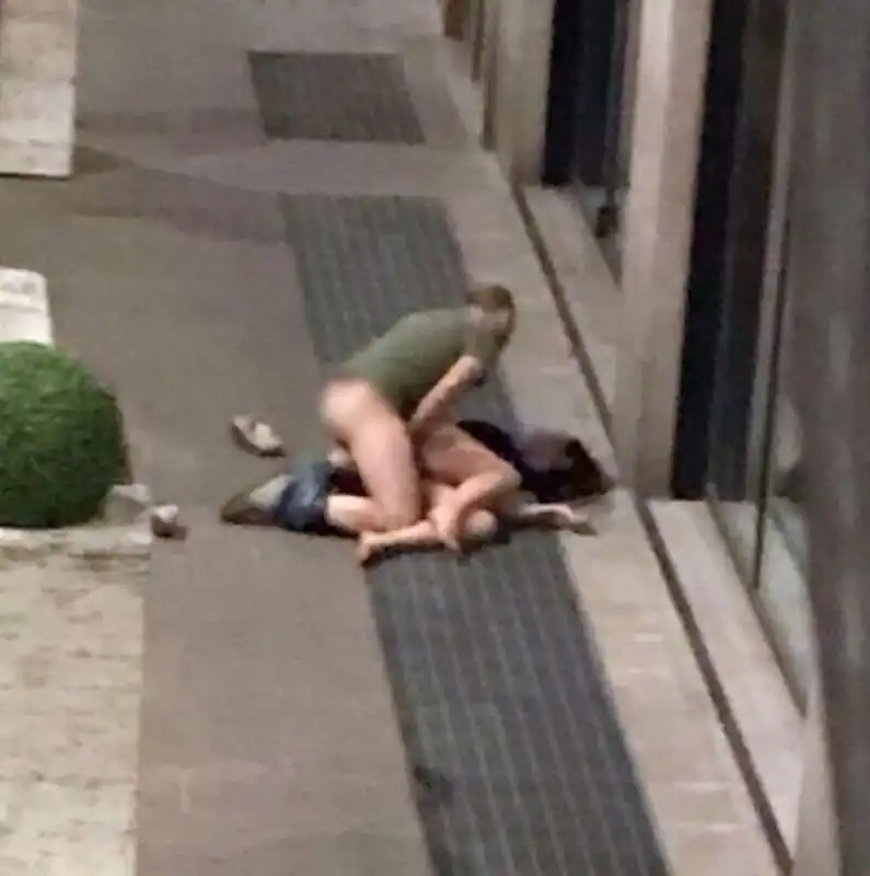 SESSO A MACERATA