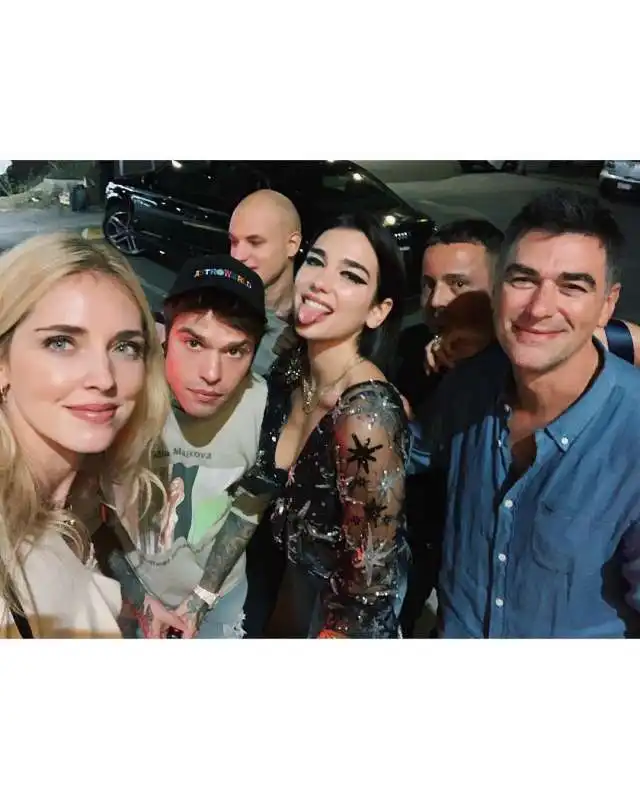 CHIARA FERRAGNI FEDEZ DUA LIPA