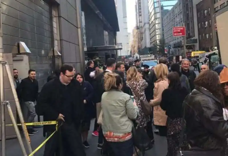 evacuata la cnn a new york