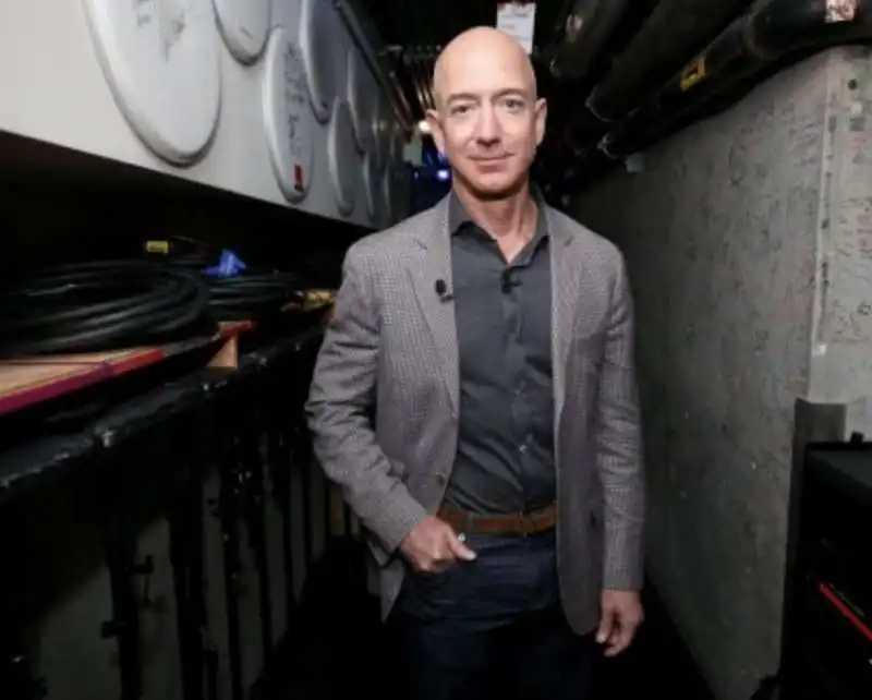 JEFF BEZOS ALLA CONFERENZA 'WIRED 25'